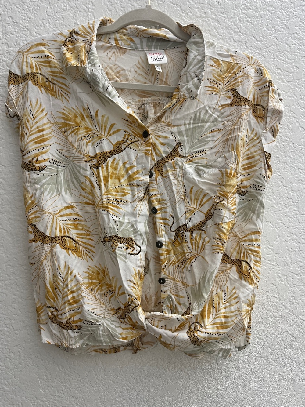 Joules Short-Sleeve Button-Front Tropical Leopard Shirt in Mustard